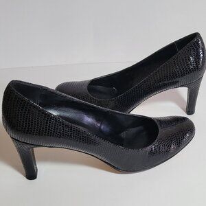Vaneli Black Heels Size 9 Pumps Snakeskin Udex 3" Round Almond Toe Shoes Womens